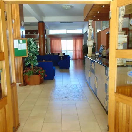 Hellas Hotel 3*